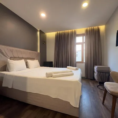 מלון Guler Palace & Roof Bar איסטמבול