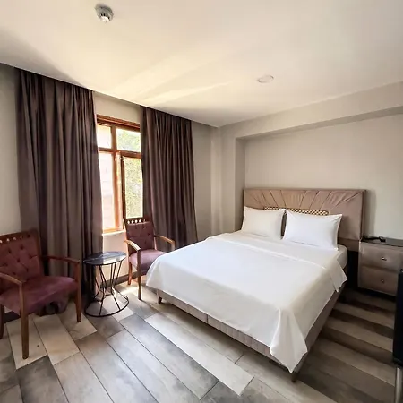 מלון Guler Palace & Roof Bar איסטמבול